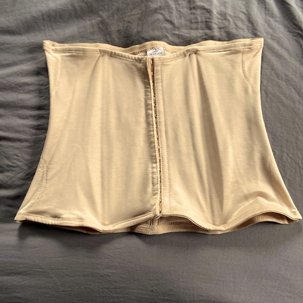 5/$40 Miraclesuit Shapewear~XL~Like New